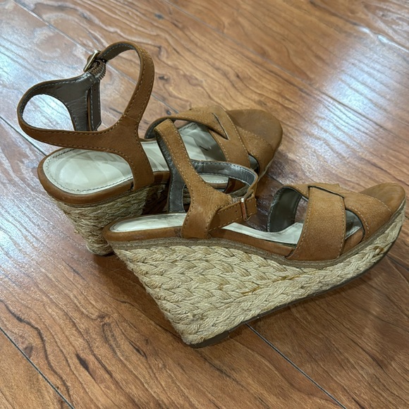 Wedges - Picture 3 of 3